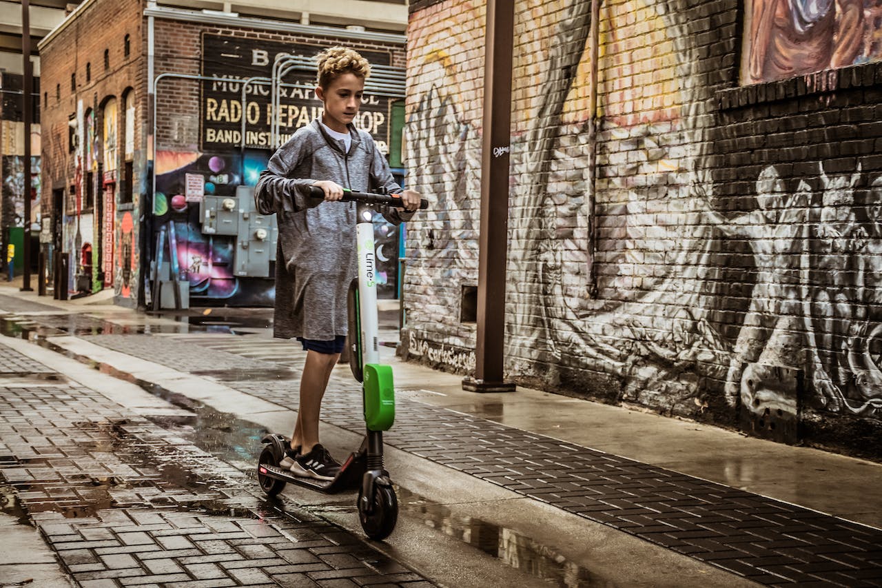 Exploring the Future of Commuting with Circooter Electric Scooters